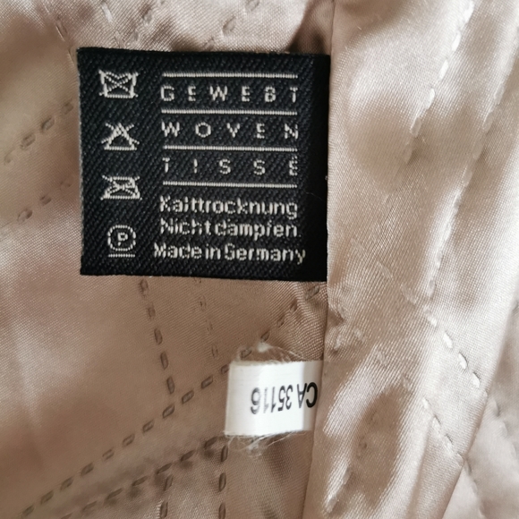 Jolipel by Niedieck Plush Faux Fur Coat - Picture 14 of 14